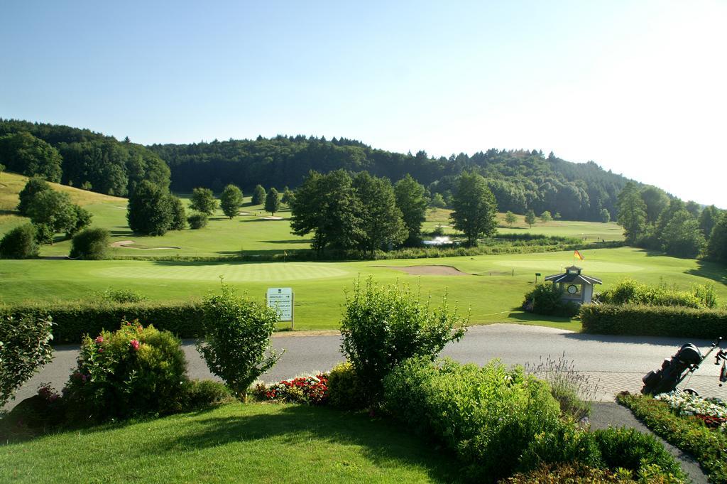 Готель Heitlinger Hof Tiefenbach  Екстер'єр фото